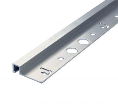 LAATTALISTA 6541-HE 8MM 2,7M HOPEA NELIÖ